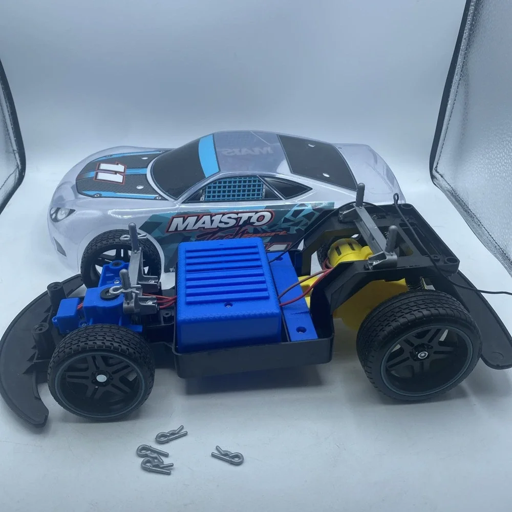 Maisto Tech R/C Express Lane - #11‎ Eibach Street Series Race Car (Tested/Works)